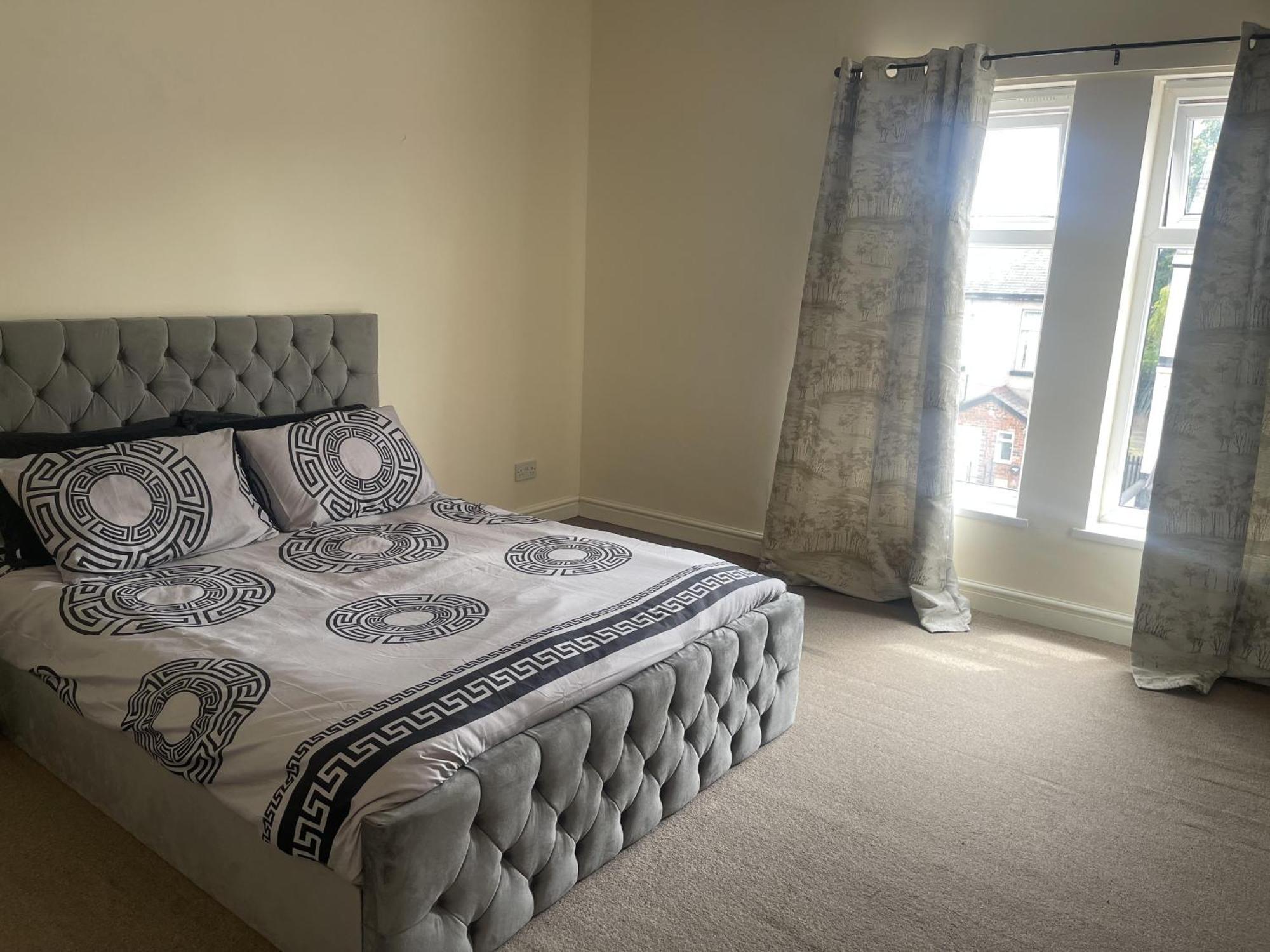 מנצ'סטר Stylish 1-Bed Apt - Sleeps 4 - Parking - Wifi מראה חיצוני תמונה