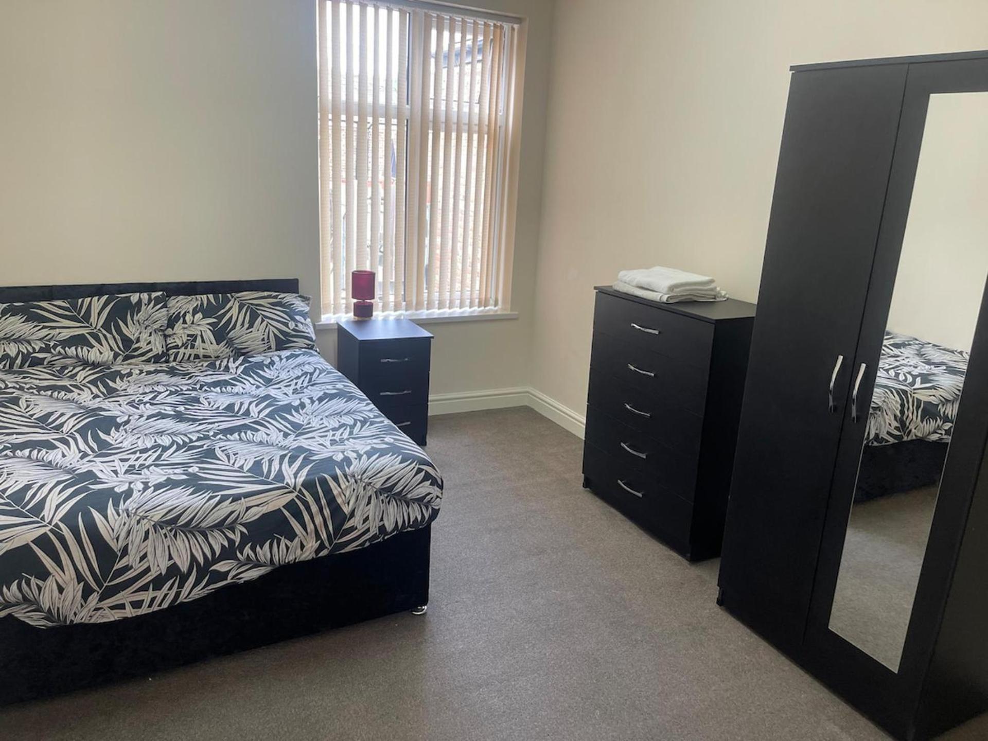 מנצ'סטר Stylish 1-Bed Apt - Sleeps 4 - Parking - Wifi מראה חיצוני תמונה